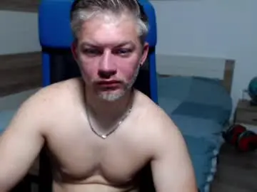Chaturbate Watch Live Sex Cams of robbyshawz