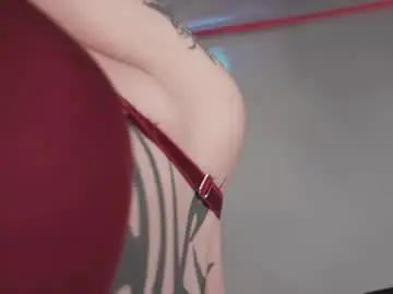Chaturbate Live Sex Cam of abril__colen