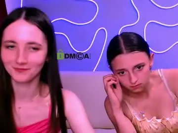 Chaturbate Nude Webcam of caroline_honeyy