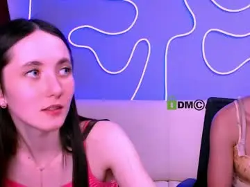 Chaturbate Live Porn of caroline_honeyy