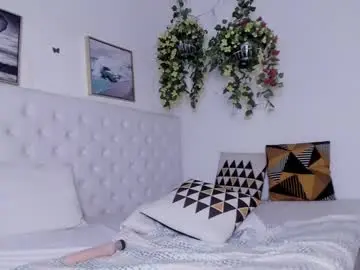 Chaturbate Watch Live Sex Cams of anahi__18