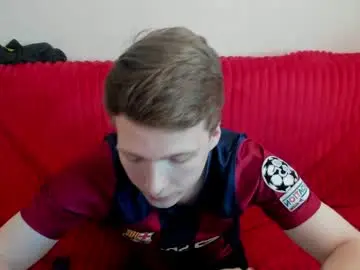 Chaturbate Live Sex Cam of konnor_deviant