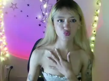 Chaturbate Sex Cam of lya_ch