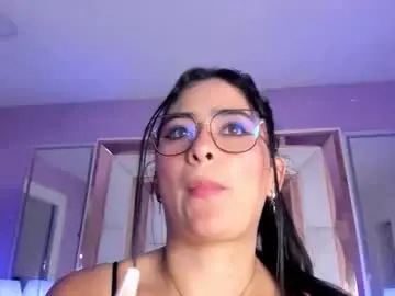 Chaturbate Live Sex Cam of scarlette_15