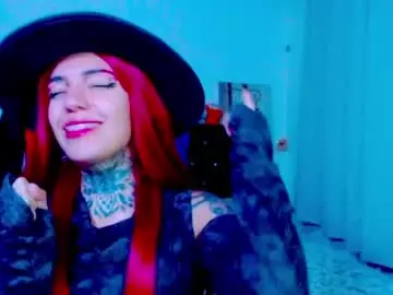 Chaturbate Live Sex Cam of lannie_gonzales
