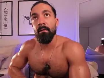Chaturbate Live Sex Cam of maxstrong01