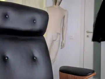 Chaturbate Live Sex Cam of maxkaiden