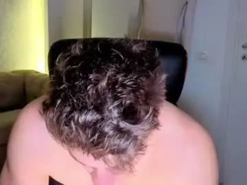 Chaturbate Live Sex Cam of maxkaiden
