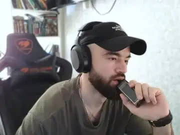 Chaturbate Live Porn of _serious_man