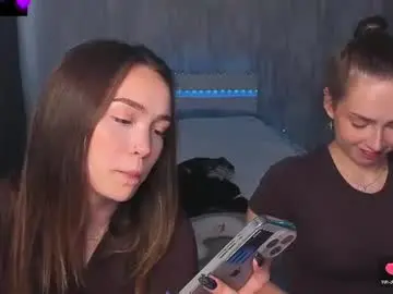 Chaturbate Sex Cam of top_twins