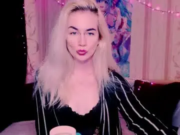 Chaturbate Free Live Porn of carinfox