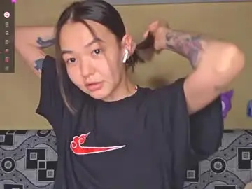 Chaturbate Live Sex Cam of tildarumbaugh