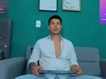 Chaturbate Live Sex Cam of matteo_rreal