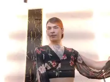 Chaturbate Live Porn of bella_salvatore