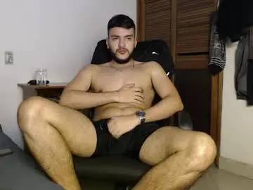 Chaturbate Free Porn Cam of santiexxx