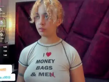Chaturbate Live Sex Cam of catalina_clark
