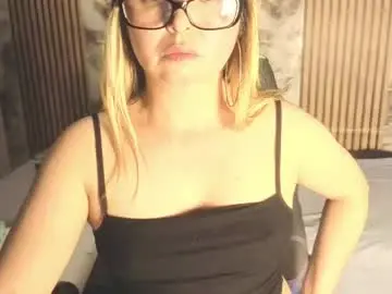 Chaturbate Free Live Porn of rosse_meyer
