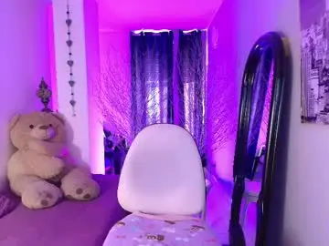 Chaturbate Live Porn of nina_smalls