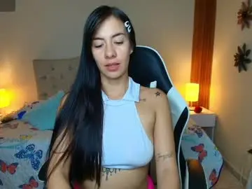 Chaturbate Sex Cam of emiily_skinny