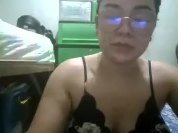 Chaturbate Adult Video Chat of hot_emma1112