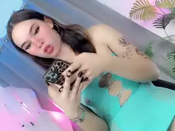 Chaturbate Live Sex of lucy_juicy18