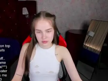 Chaturbate Free Porn Cam of kira_here_