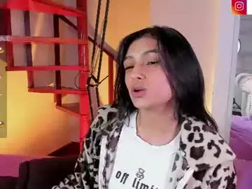 Chaturbate Sex Chat of lilith_petit_