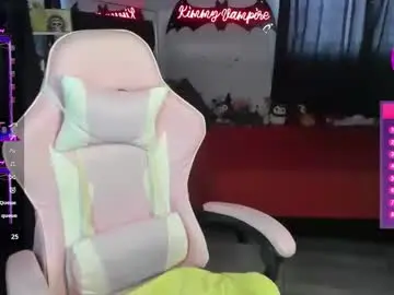 Chaturbate Live Sex Cam of kimmy_vampire666
