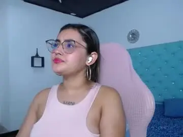 Chaturbate Free Live Porn of sofiaasexy19