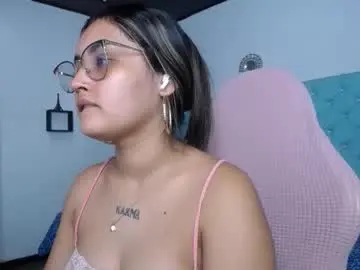 Chaturbate Adult Webcams of sofiaasexy19