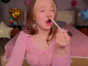 Chaturbate Best live sex cam show of luna_moran