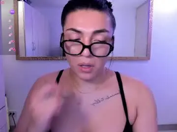 Chaturbate Sex Cam of _ericavanderhill_
