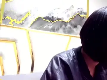 Chaturbate Live Sex Cam of scarlethfoxx_