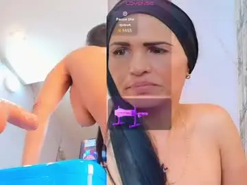 Chaturbate Watch Live Sex Cams of isis_car0lina
