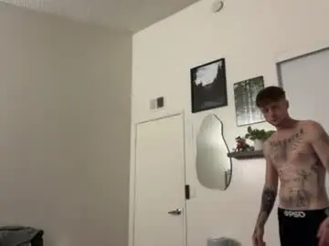 Chaturbate Adult Video Chat of prettyboyszn