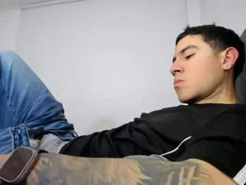 Chaturbate Free Live Porn of andresjuan92