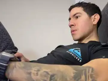Chaturbate Free Porn Cam of andresjuan92