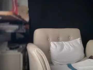 Chaturbate Private Sex Chat of ema_lov3