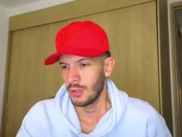 Chaturbate Live Sex Cam of max_tayloor