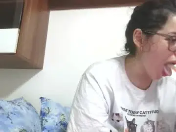 Chaturbate Watch Live Sex Cams of prettyjulliette