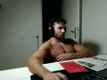 Chaturbate Free Live Porn of alphah_hunk