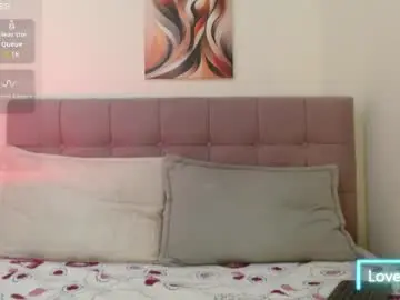 Chaturbate Live Sex Cam of evangeline_wish