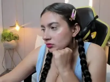 Chaturbate Nude Webcam of kira_relish