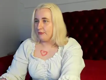 Chaturbate Sex Chat of lioraardyn