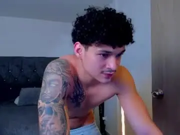 Chaturbate Live Sex Cam of morthy_downey