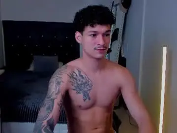 Chaturbate Live Sex Cam of morthy_downey