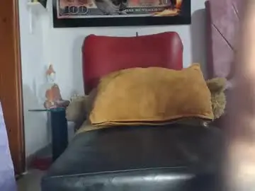 Chaturbate Best live sex cam show of camila_rosess