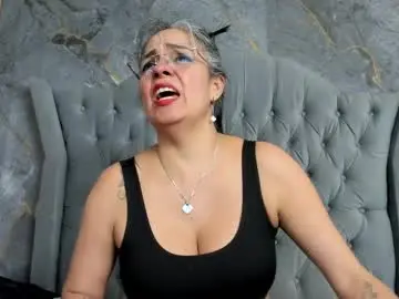 Chaturbate Watch Live Sex Cams of lailacastillomilf