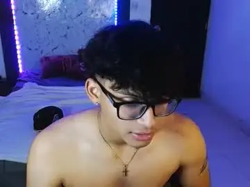 Chaturbate Sex Chat of mr_yisuz