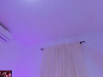 Chaturbate Free Porn Cam of ninahtx